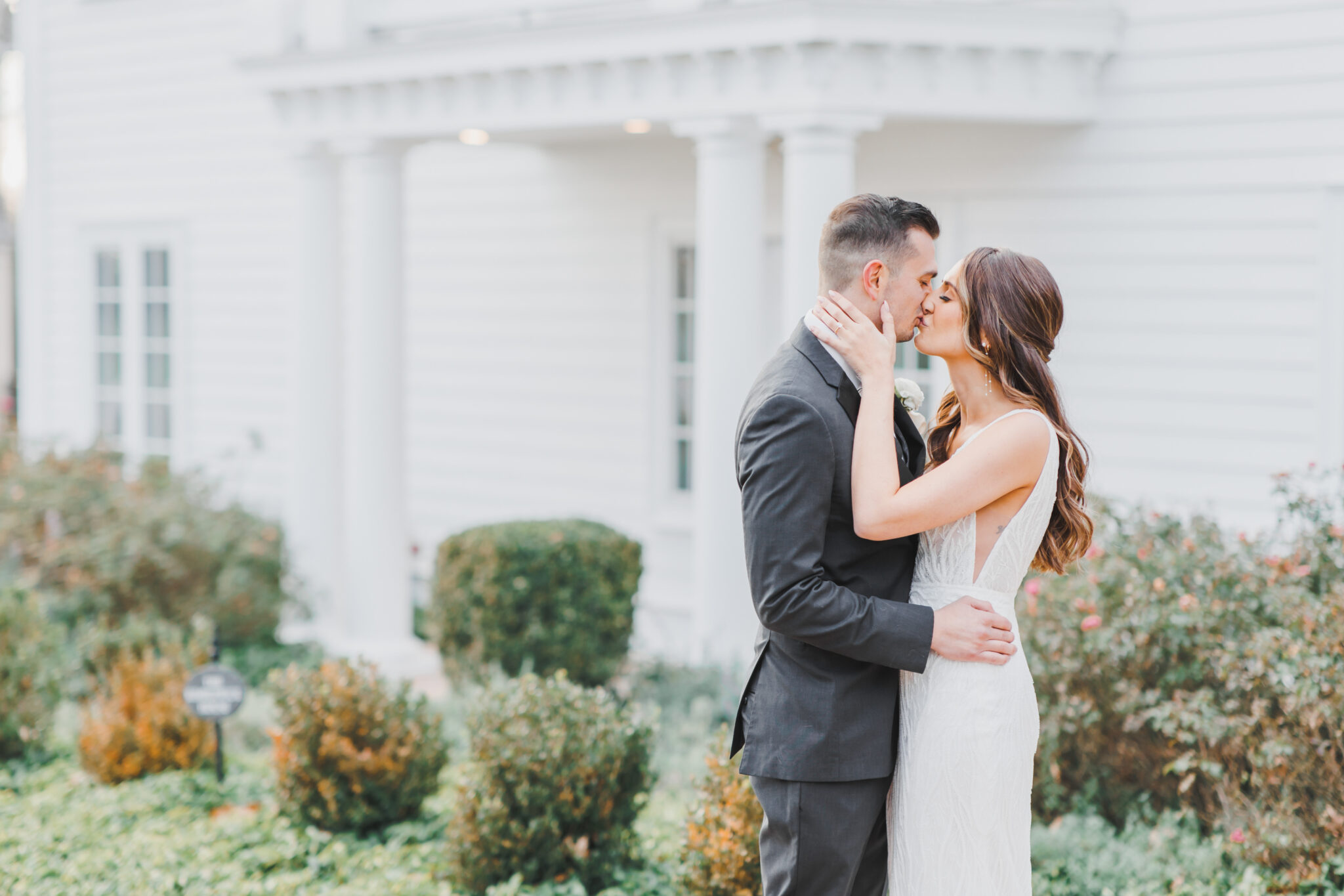 Fall Wedding at The Ryland Inn | Laura & Jason - thistlebeetheflorist.com